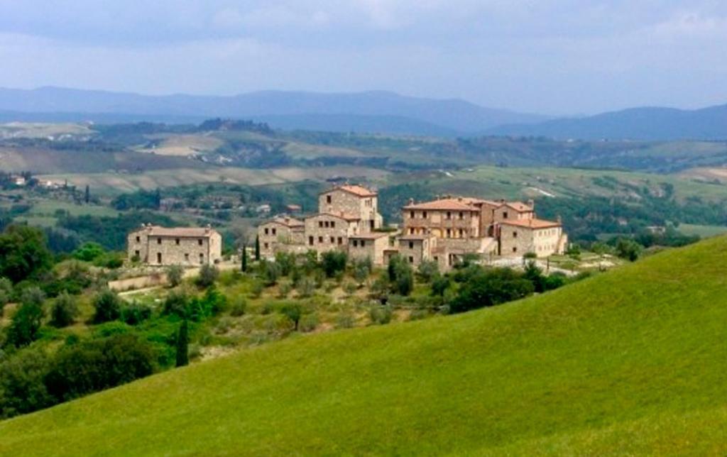 Relax Palazzo Monaci Apartment Asciano Bilik gambar